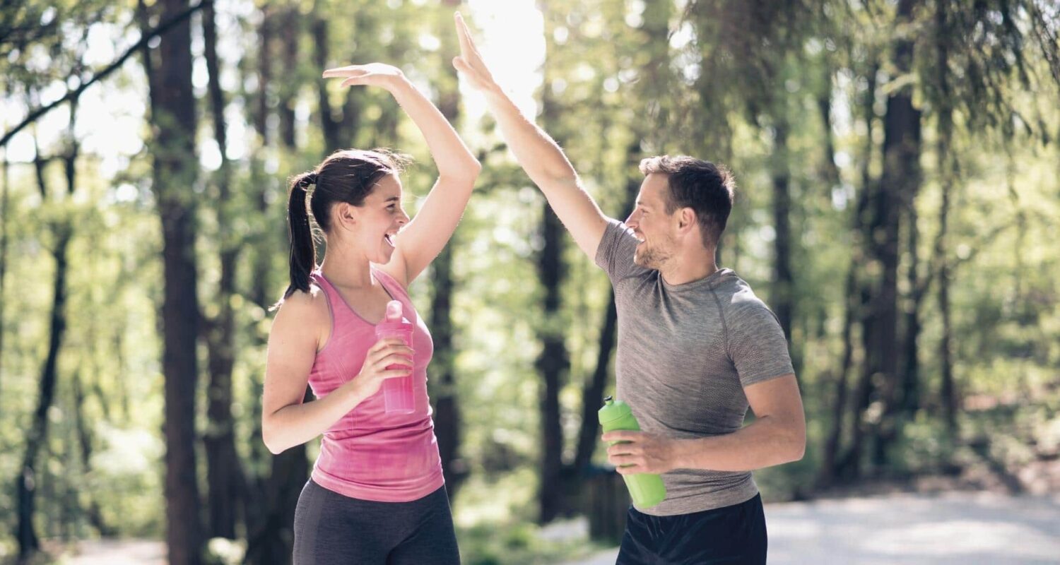 Glada-efter-traning-par-scaled